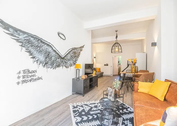 Special Studio Apartment In Essen, Wifi, Kitchen, Smart Tv