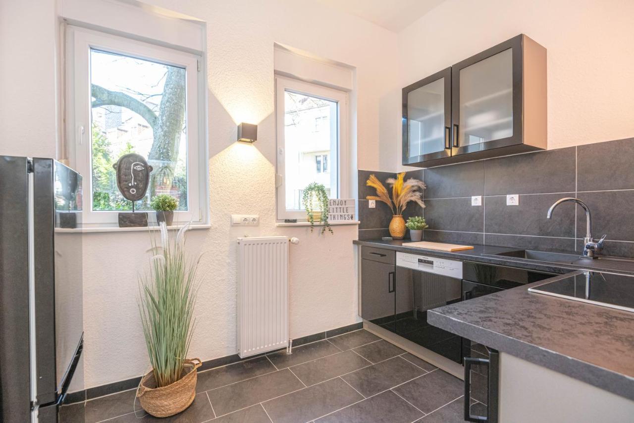 Appartement Special Studio In Essen, Wifi, Kitchen, Smart Tv Essen